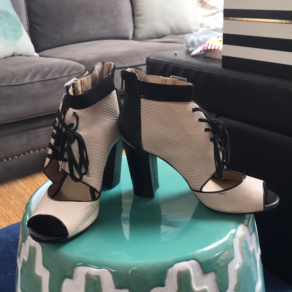 Juicy Couture Lace Up Heels! So Fun!!!